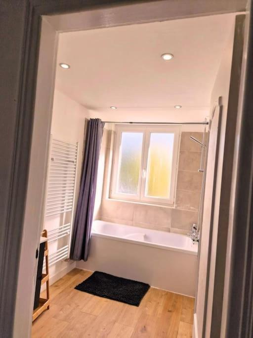 Maison A Aurillac - 3 Chambres - Arrivee Autonome Экстерьер фото