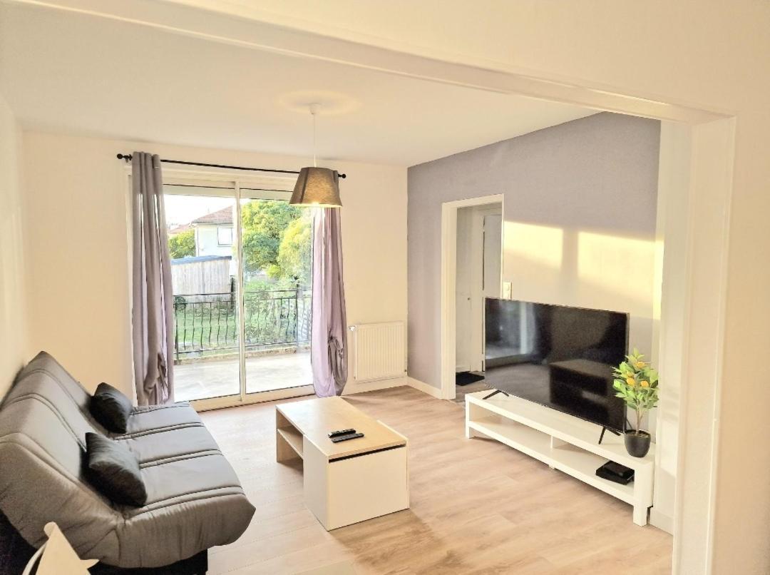 Maison A Aurillac - 3 Chambres - Arrivee Autonome Экстерьер фото